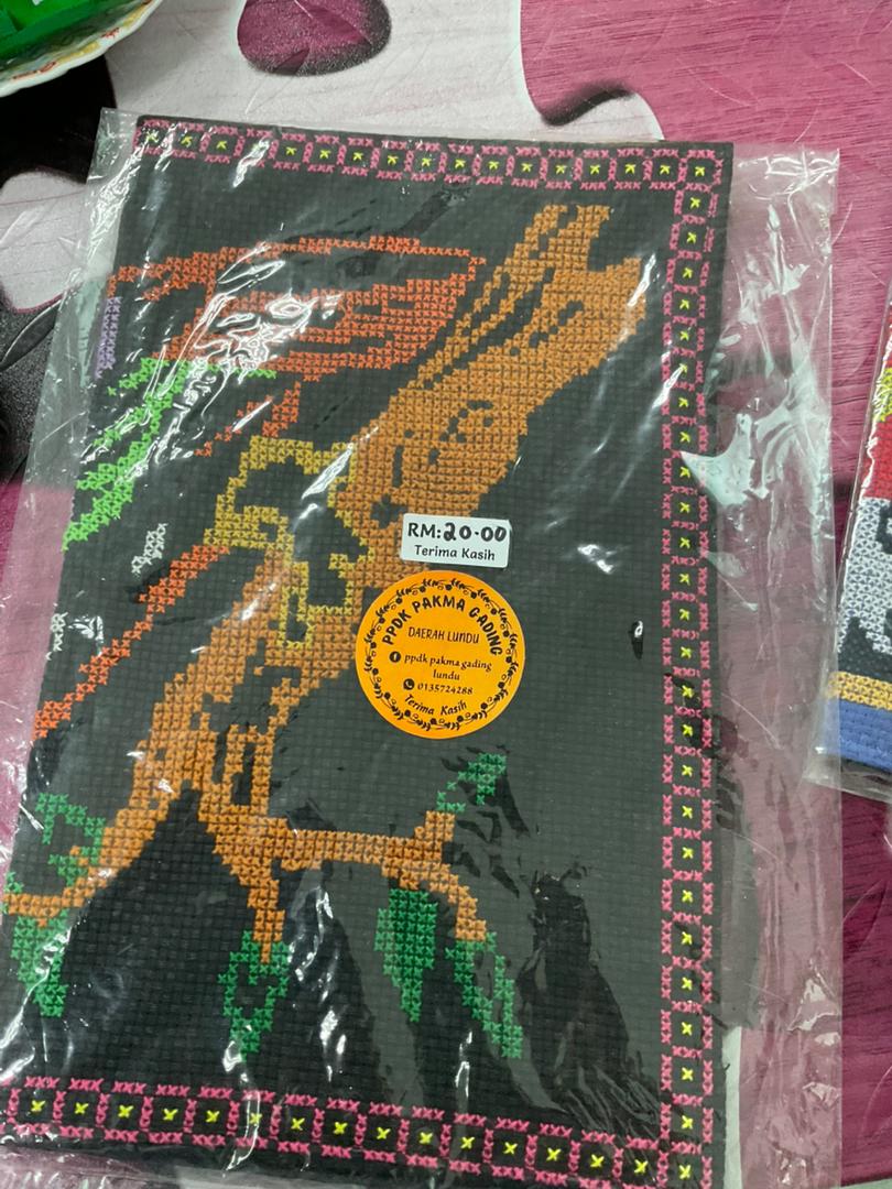 WhatsApp Image 2025-06-15 at 05.58.03_2f6ef4a9 Pensil Case Hitam DIY